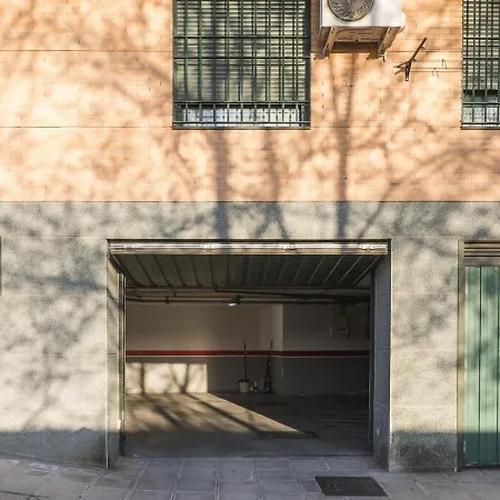 Salto Del Caballo Con Parking Incluido - Living Apartment Toledo